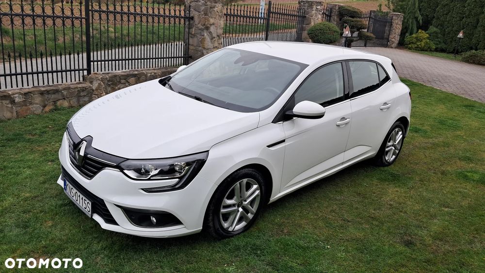 Renault Megane 1.5 Blue dCi Intens - 9