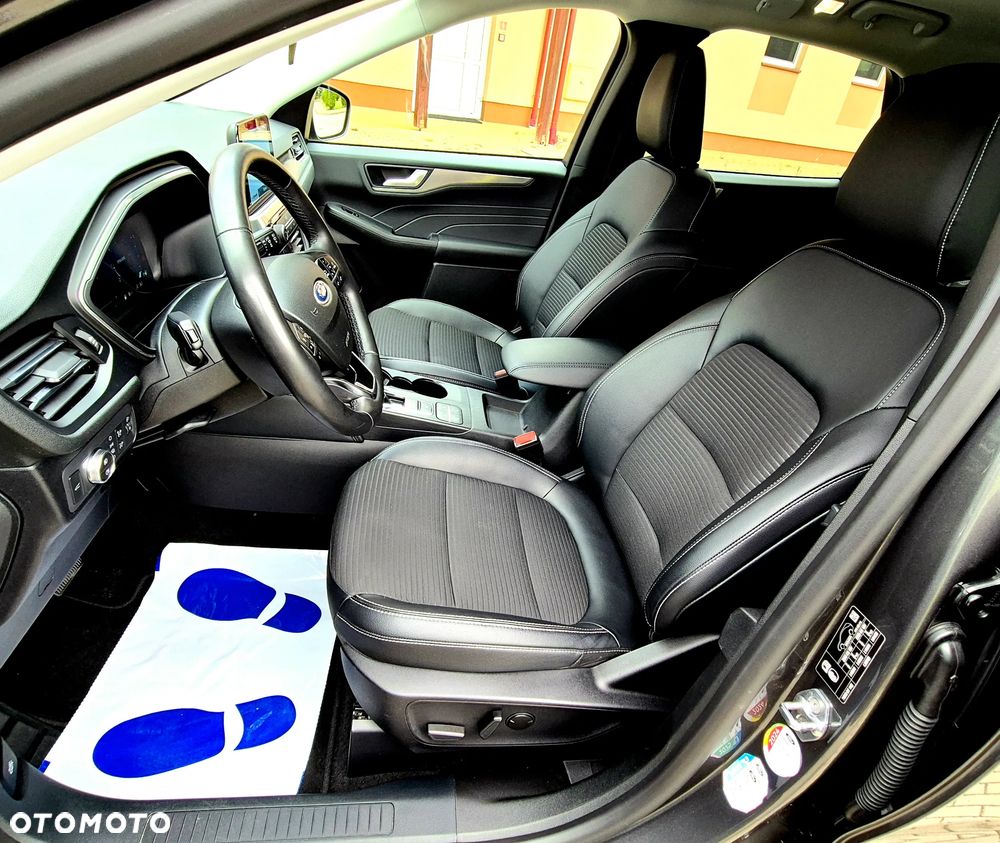 Ford Kuga 2.0 EcoBlue 4x4 TITANIUM X - 20