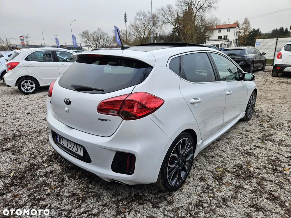 Kia Ceed 1.6 T-GDI GT-Challenge - 16