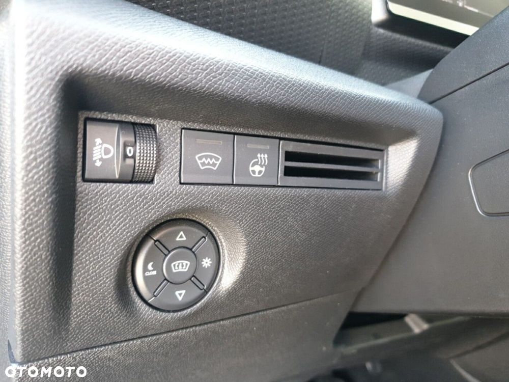 Citroën C4 1.2 PureTech Max S&S EAT8 - 14