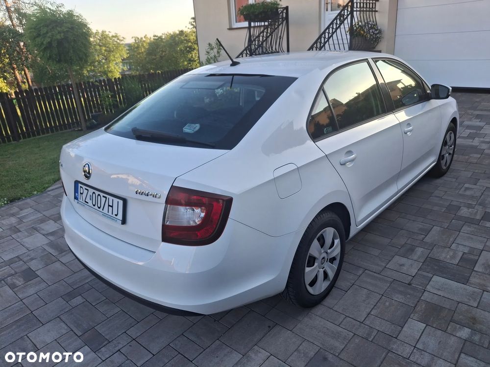 Skoda RAPID 1.0 TSI Active - 7