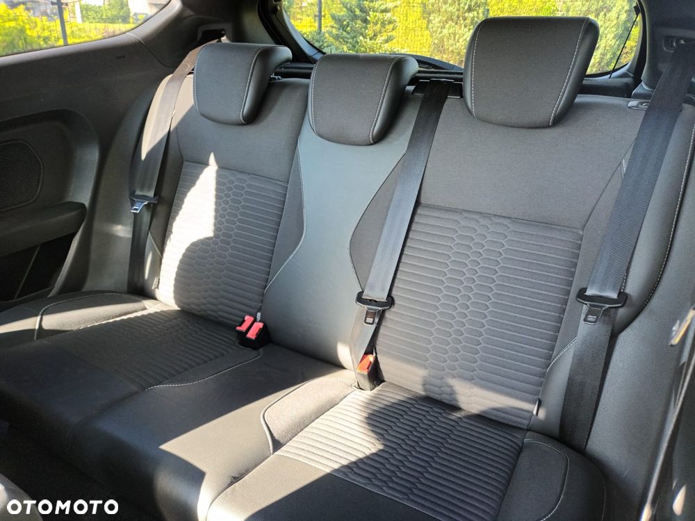 Ford Fiesta ST200 - 6