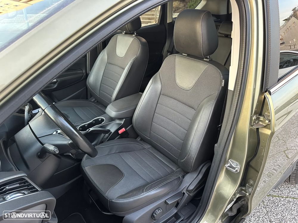 Ford Kuga 2.0 TDCi 4x4 Aut. Titanium - 6