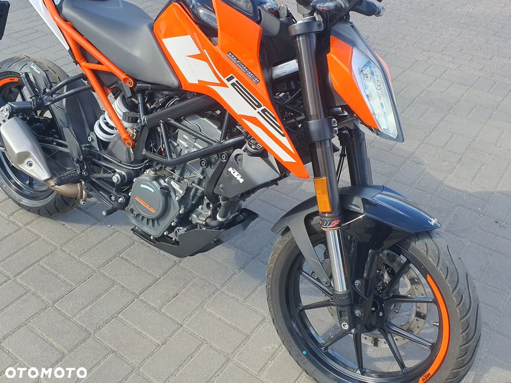 KTM Duke - 17