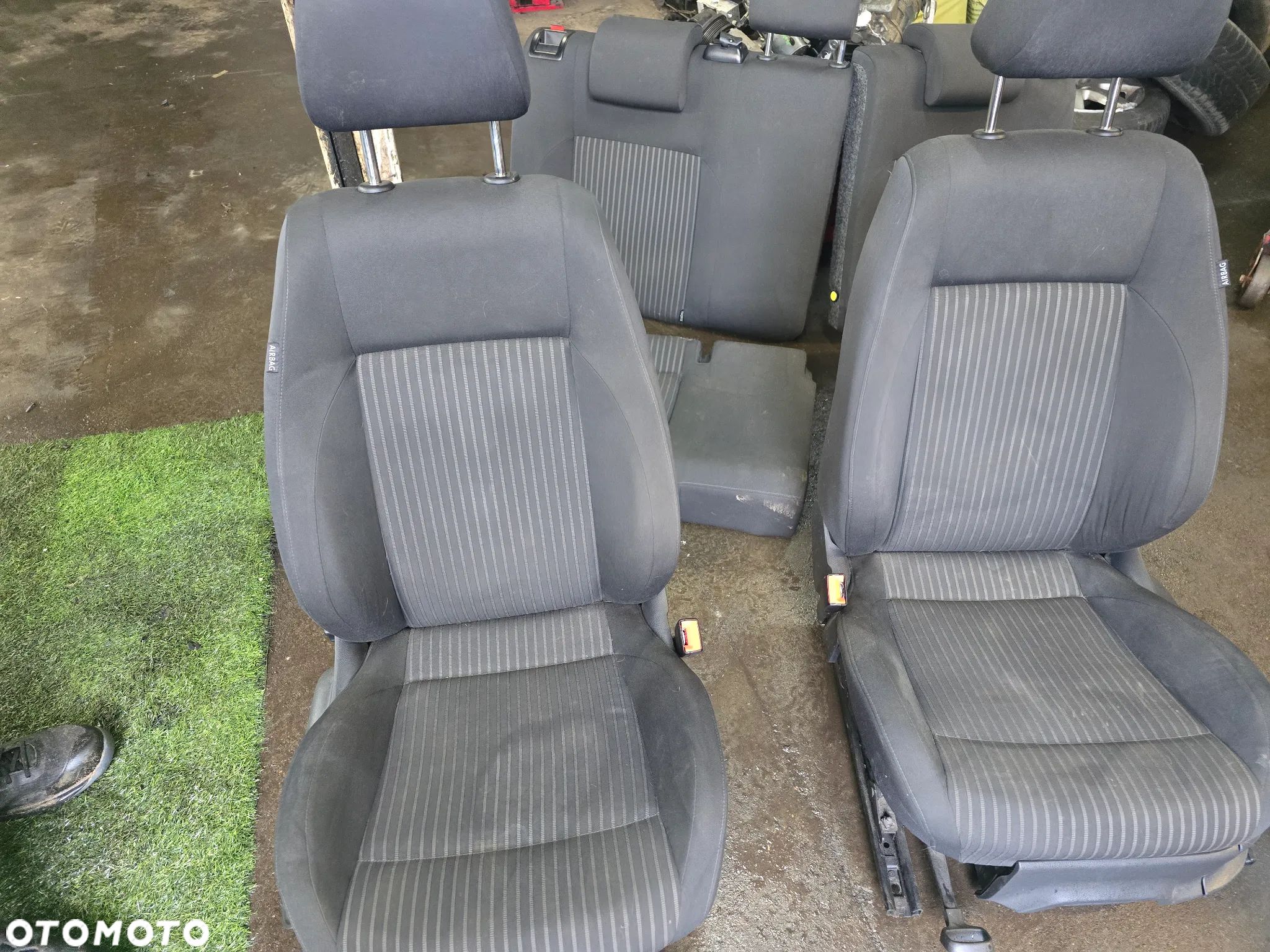 Komplet foteli vw  polo 6R 6C  5d - 1