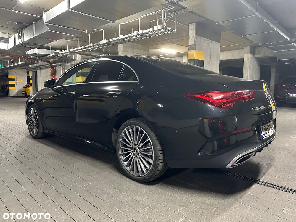 Mercedes-Benz CLA ver-250-e-phev-amg-line-8g--dct - 4