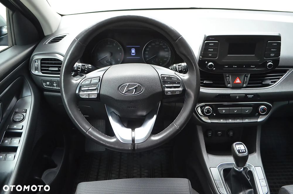 Hyundai i30 1.5 DPI Modern - 8