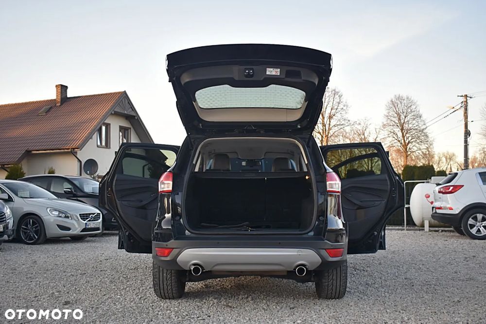 Ford Kuga 2.0 TDCi 2x4 Titanium - 15