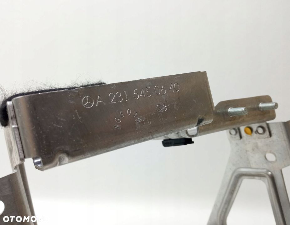 MOCOWANIE BEZPIECZNIKÓW MERCEDES SL R231 400 3.0 - 2