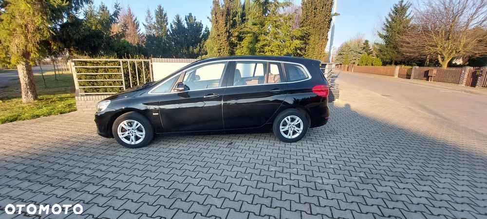 BMW Seria 2 218d GT Luxury Line sport - 4