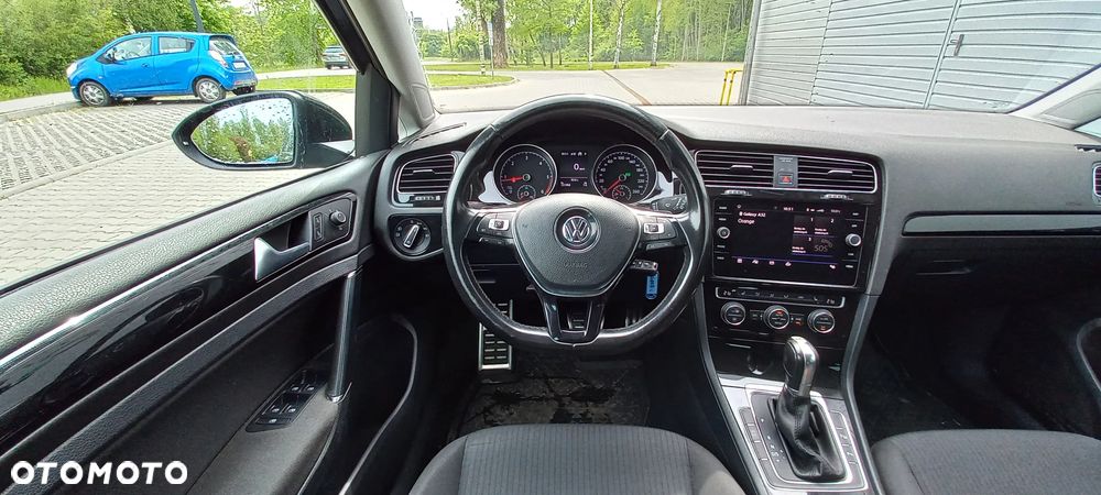 Volkswagen Golf 1.6 TDI DSG Sound - 5
