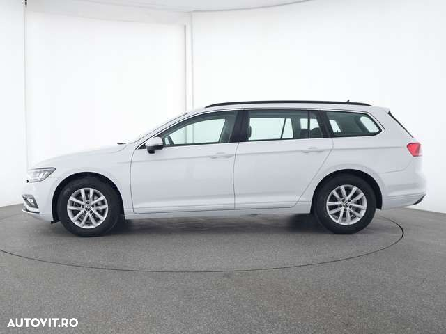 Volkswagen Passat - 9