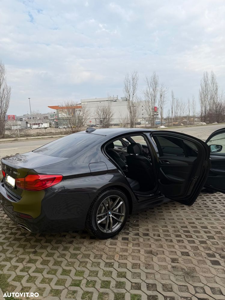 BMW Seria 5 520d xDrive AT - 15