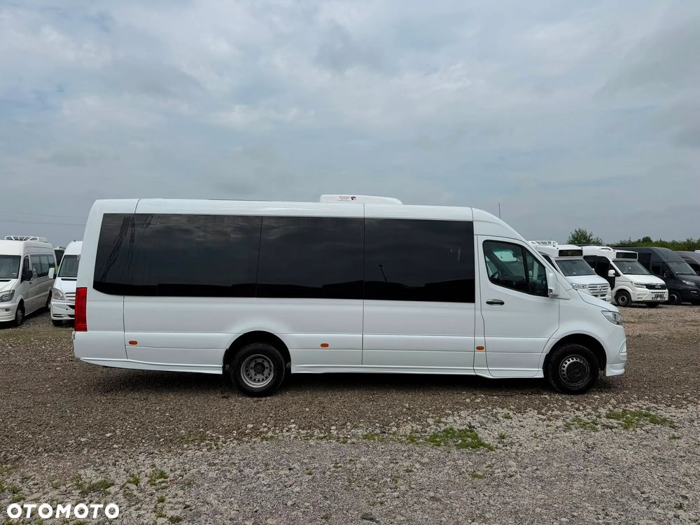 Mercedes-Benz Sprinter 517 - 4