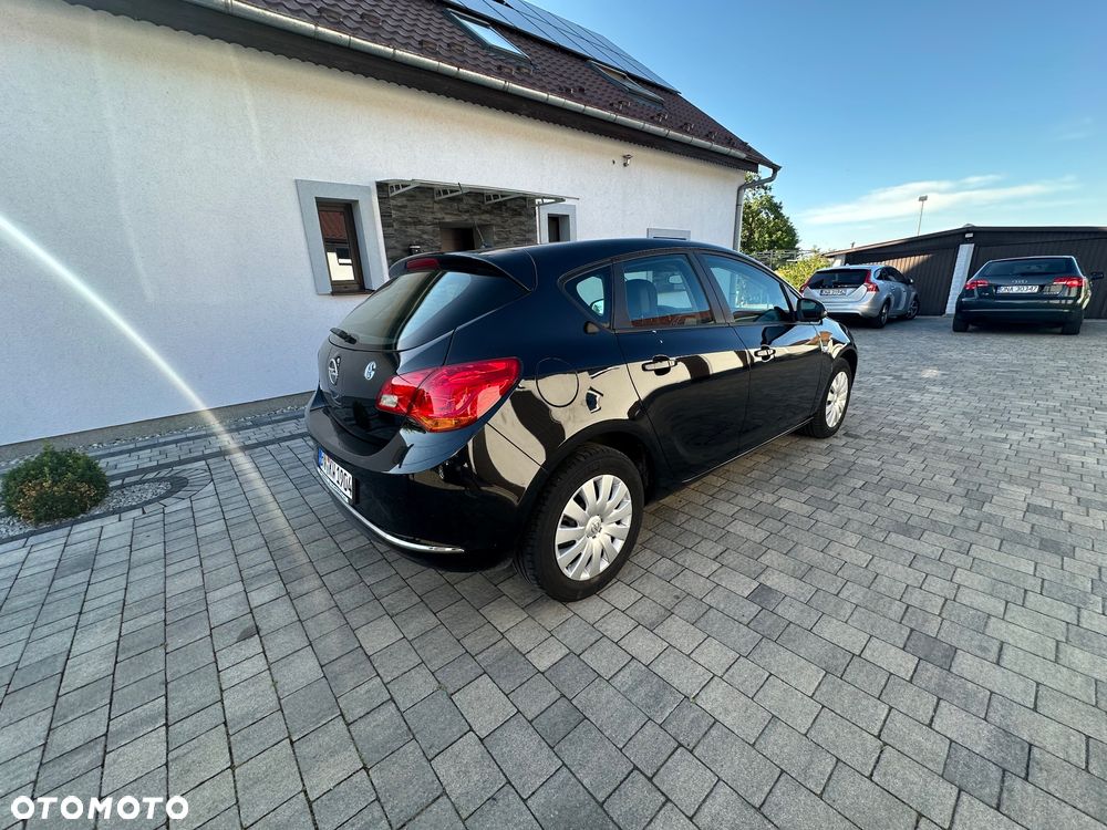 Opel Astra 1.6 Cosmo - 3