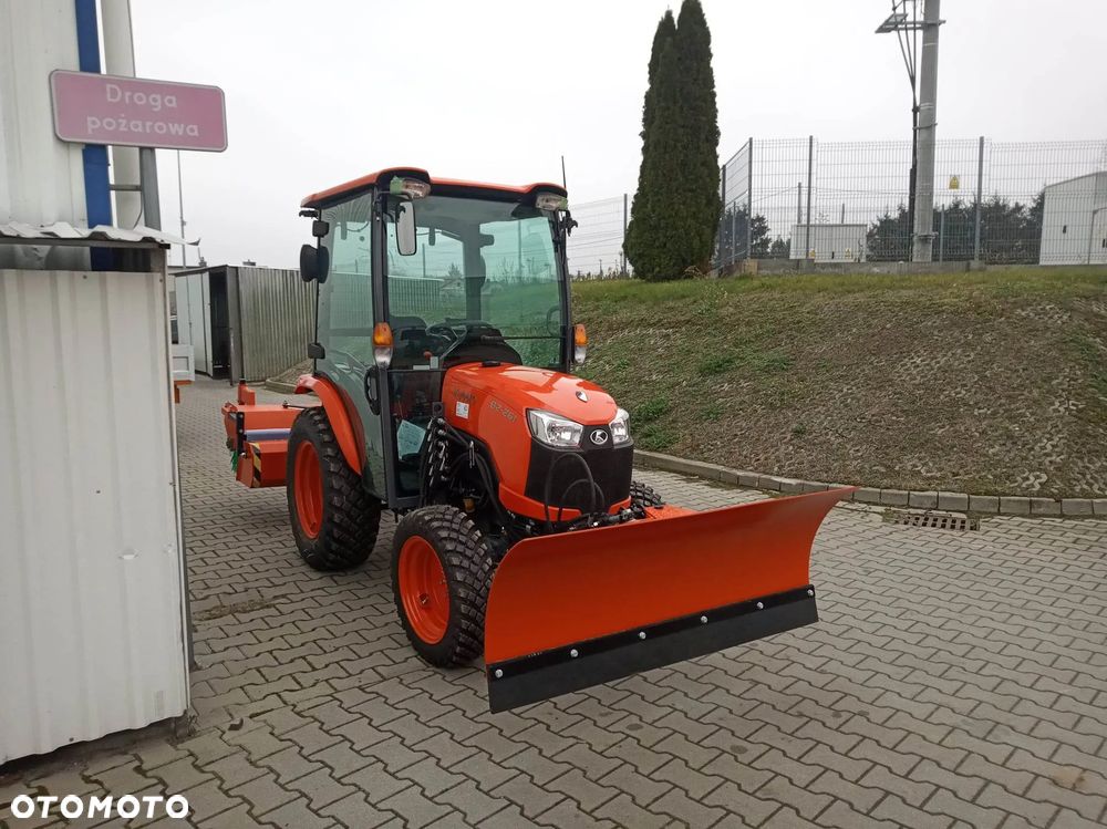 Kubota B2261 - 3