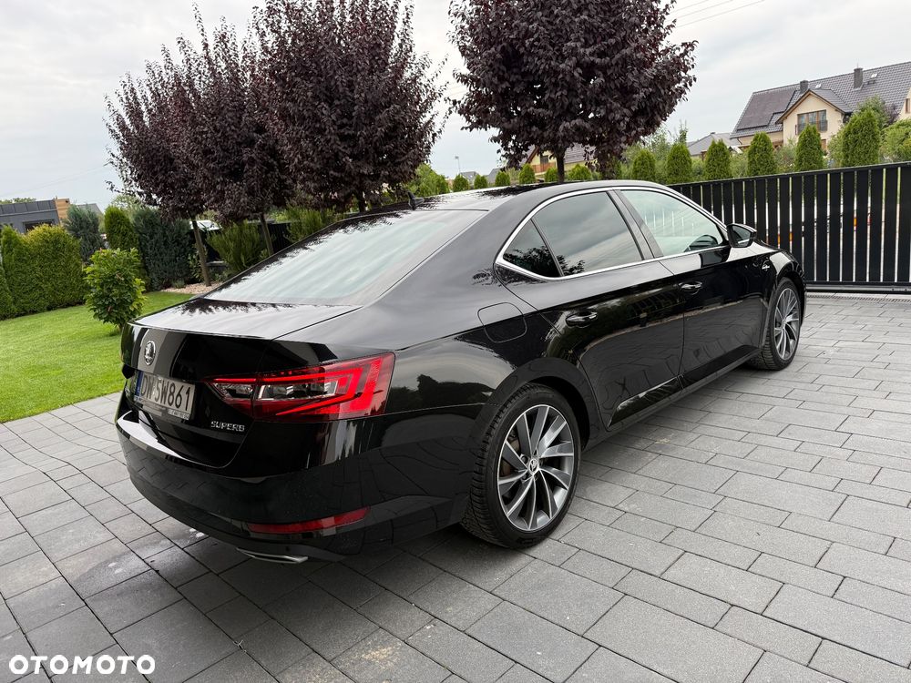 Skoda Superb 1.8 TSI L&K DSG - 7