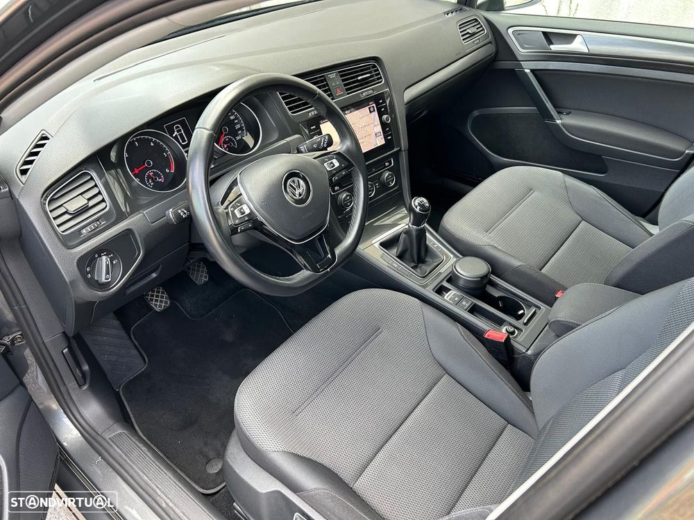 VW Golf Variant 1.6 TDi Confortline - 9