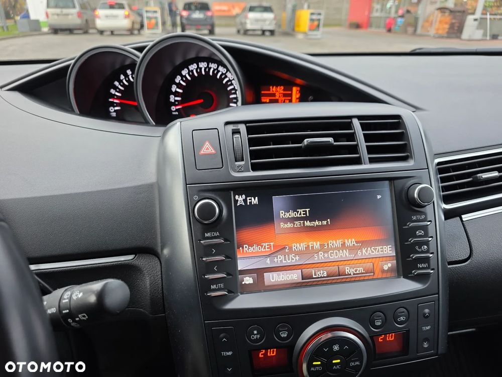 Toyota Verso 1.8 Premium - 15