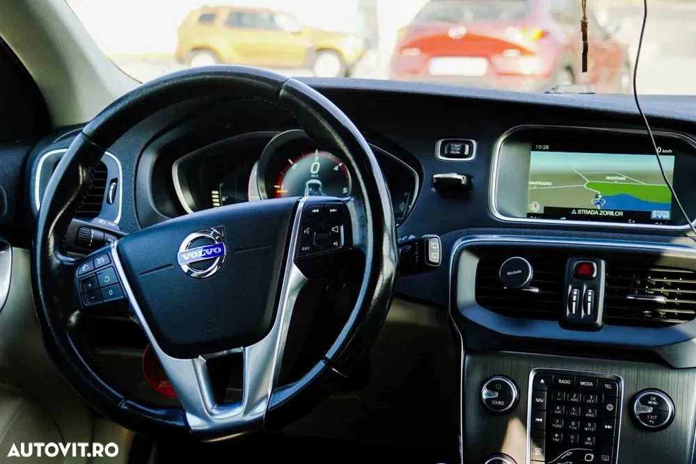 Volvo V40 D4 RDesign - 3