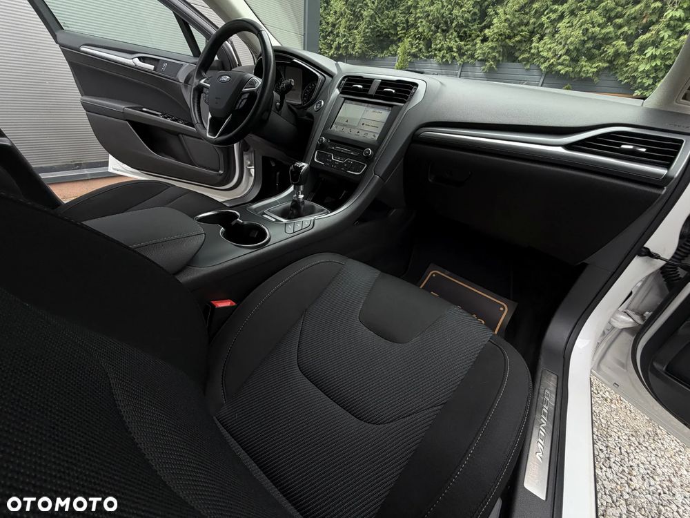 Ford Mondeo 2.0 EcoBlue Titanium - 15
