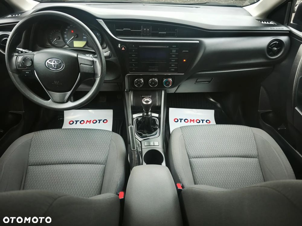Toyota Corolla 1.6 Premium - 22