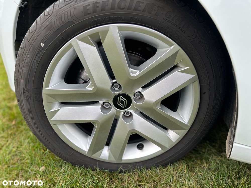 Renault Clio 1.0 TCe Evolution - 21