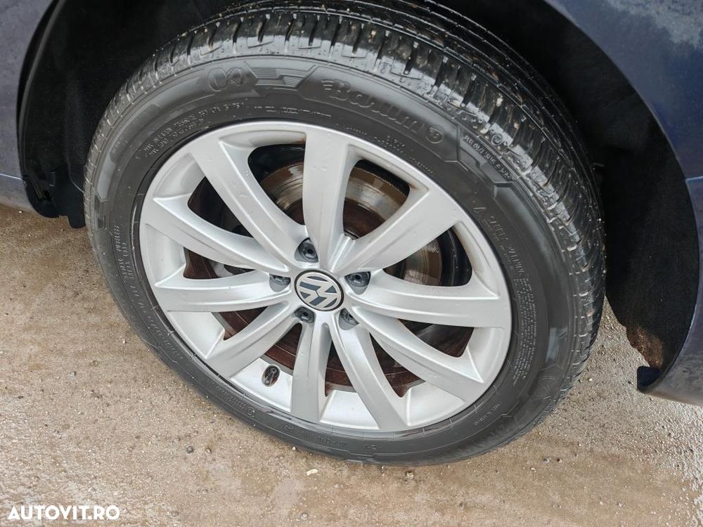 Volkswagen Sharan 2.0 TDI DPF Highline - 25