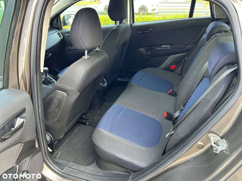 Fiat Bravo 1.4 T-JET 16V Active - 19