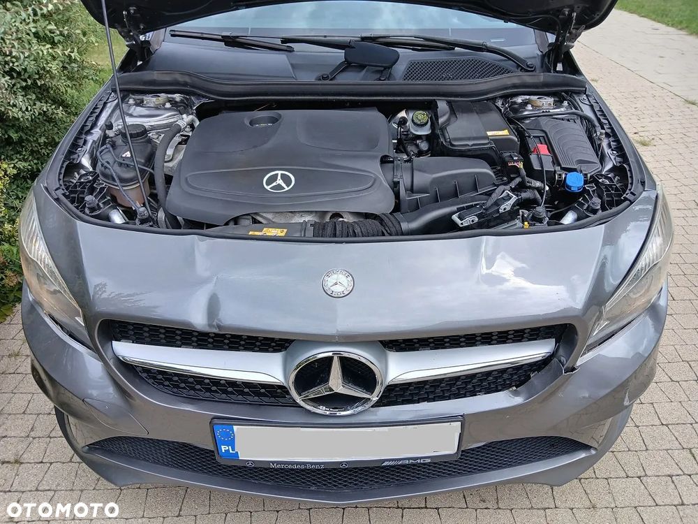 Mercedes-Benz CLA 250 7G-DCT AMG Line - 6