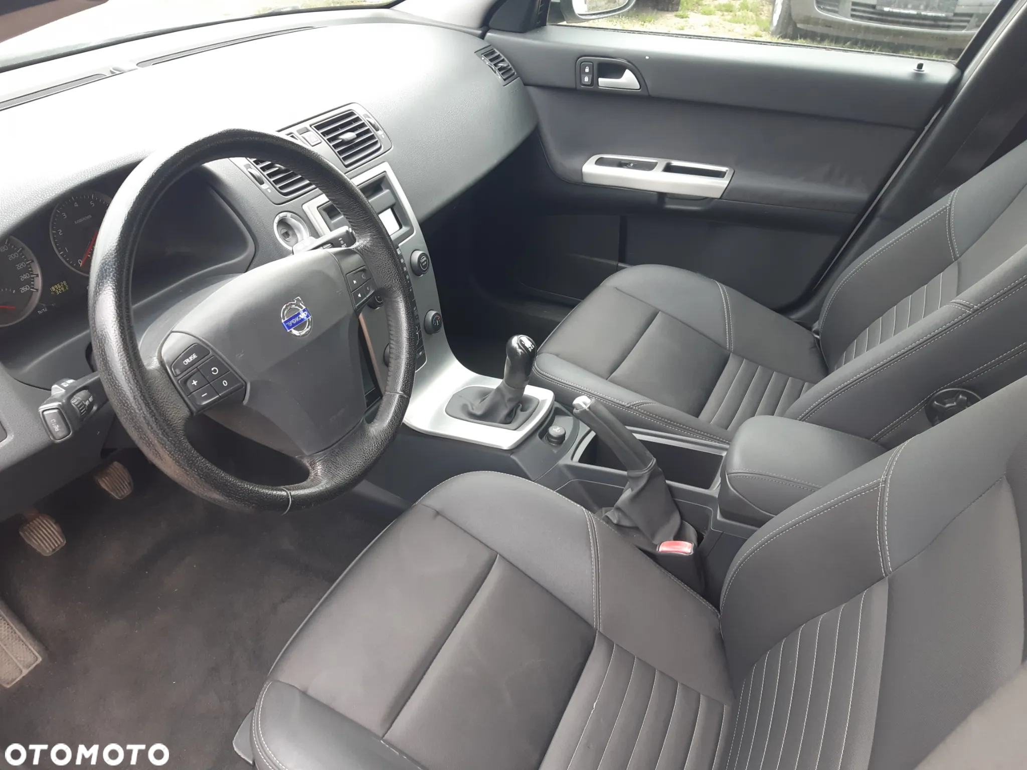 Volvo V50 1.8 Momentum - 12