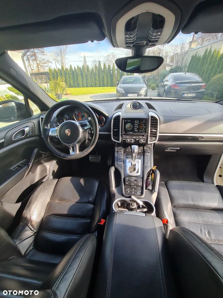 Porsche Cayenne S - 6