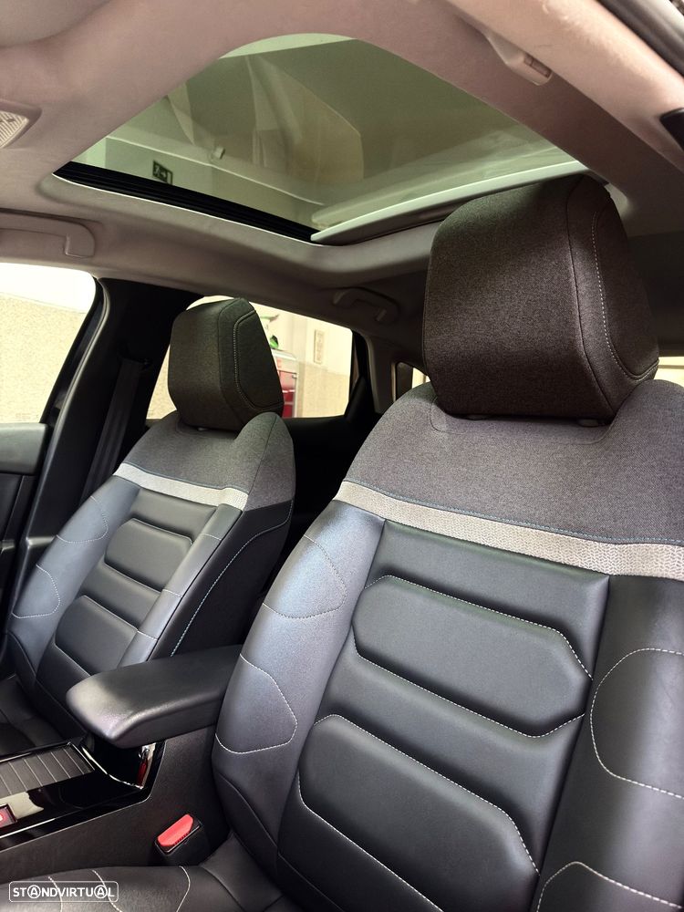 Citroën C4 PureTech 130 Stop&Start SHINE - 12