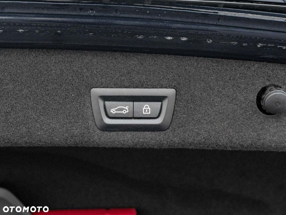 BMW Seria 7 - 30