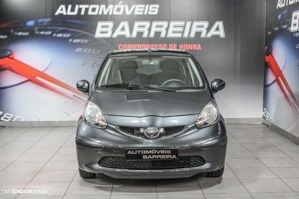 Toyota Aygo 1.0 + AC - 11
