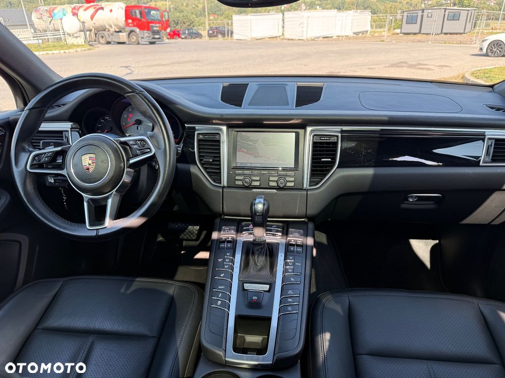 Porsche Macan S PDK - 11