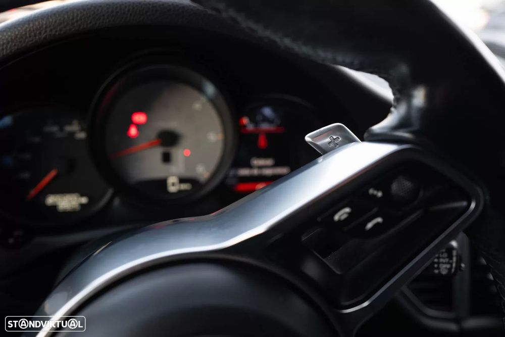 Porsche Macan S - 36