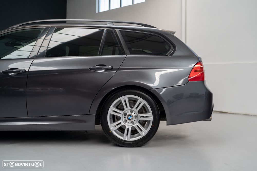BMW 318 d - 23