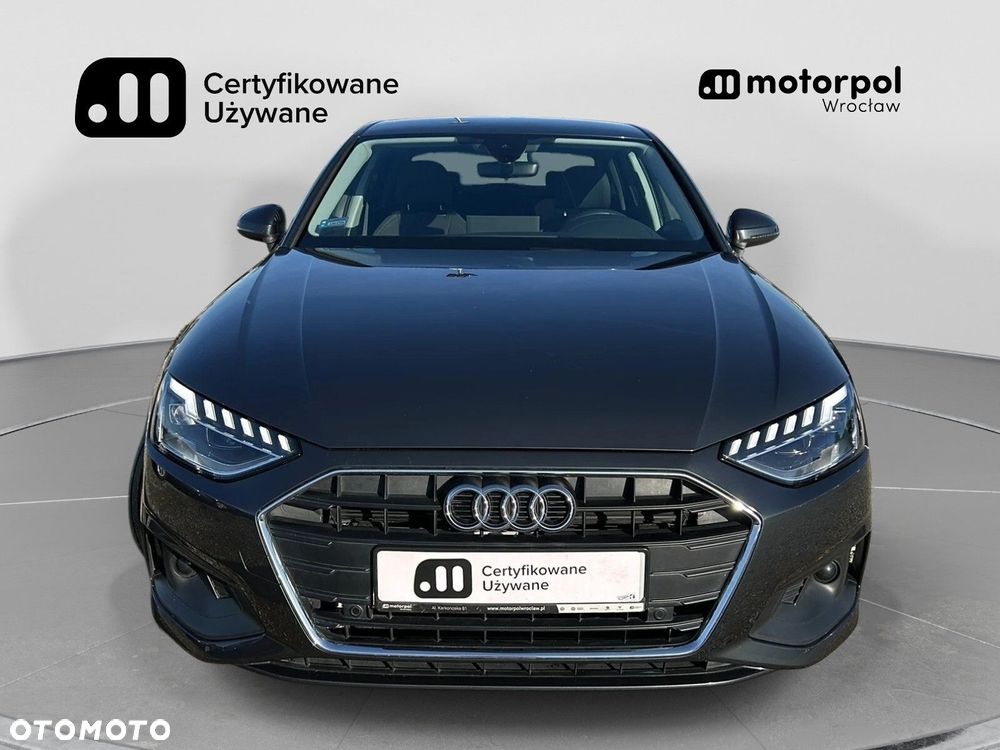 Audi A4 Limousine - 11