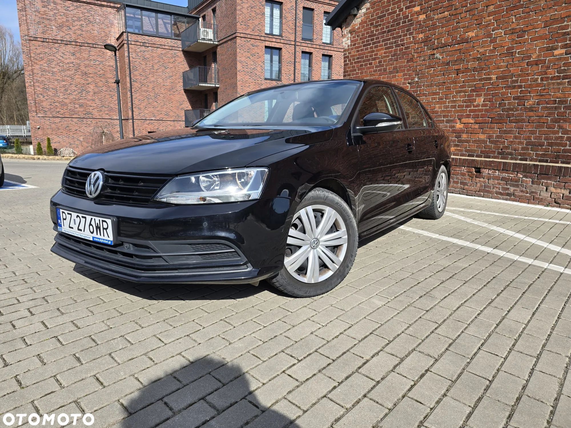Volkswagen Jetta 2.0 TDI DPF BMT Trendline - 1