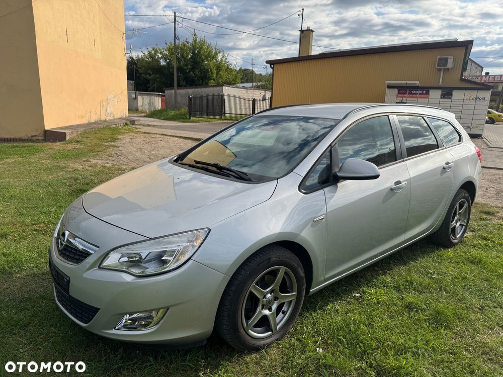 Opel Astra IV 1.6 Cosmo - 10