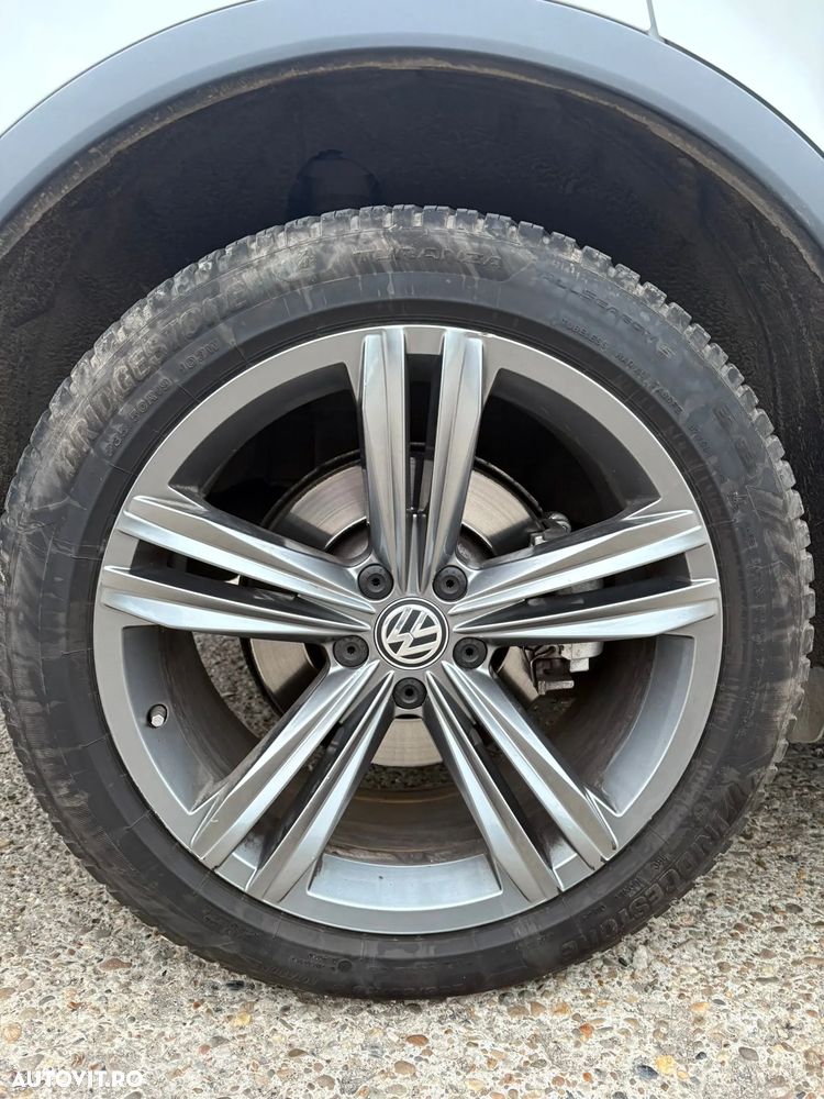 Volkswagen Tiguan - 5