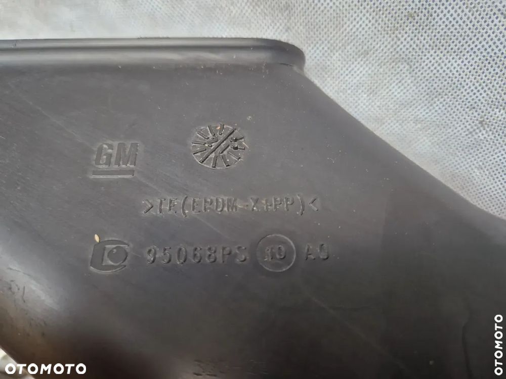 Opel Insignia A 1 1.6 CDTI Rura dolotu powietrza - 2