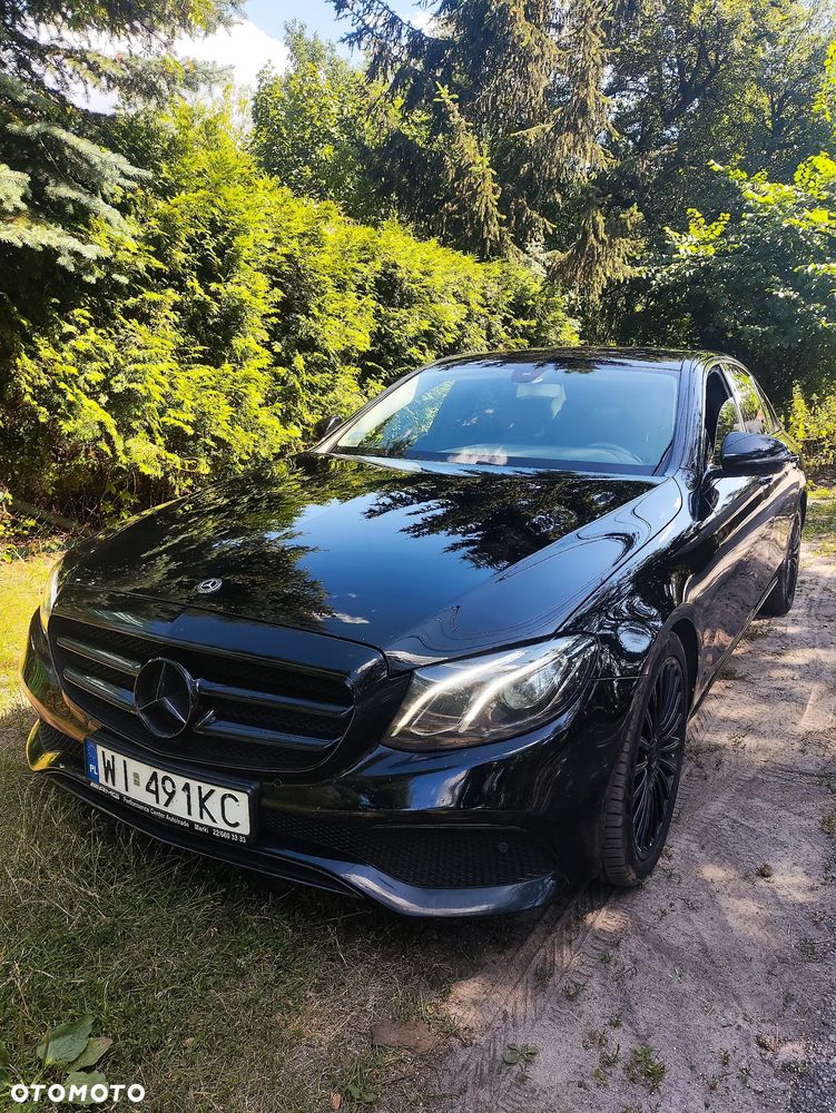 Mercedes-Benz Klasa E 200 d 9G-TRONIC - 1
