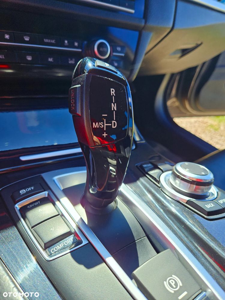 BMW Seria 5 520d - 11