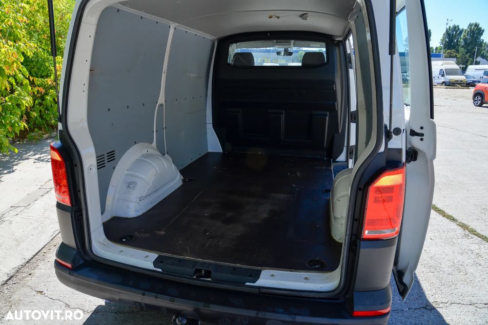 Volkswagen Transporter 2.0 110 kW KR Trendline DSG - 19