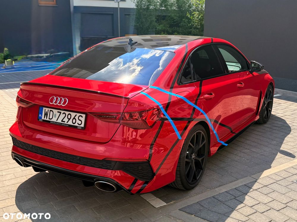 Audi RS3 Limousine TFSI Quattro S tronic - 4