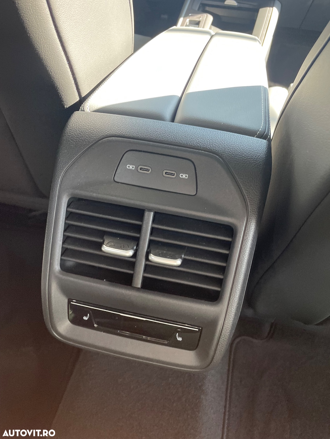 Volkswagen Passat 1.5 TSI DSG PHEV Business - 16