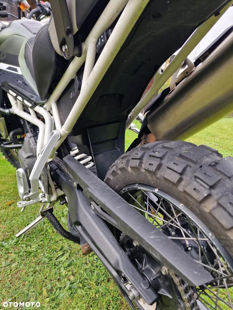 Triumph Tiger - 16