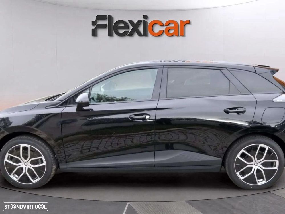 MG MG4 64 kWh Luxury - 4